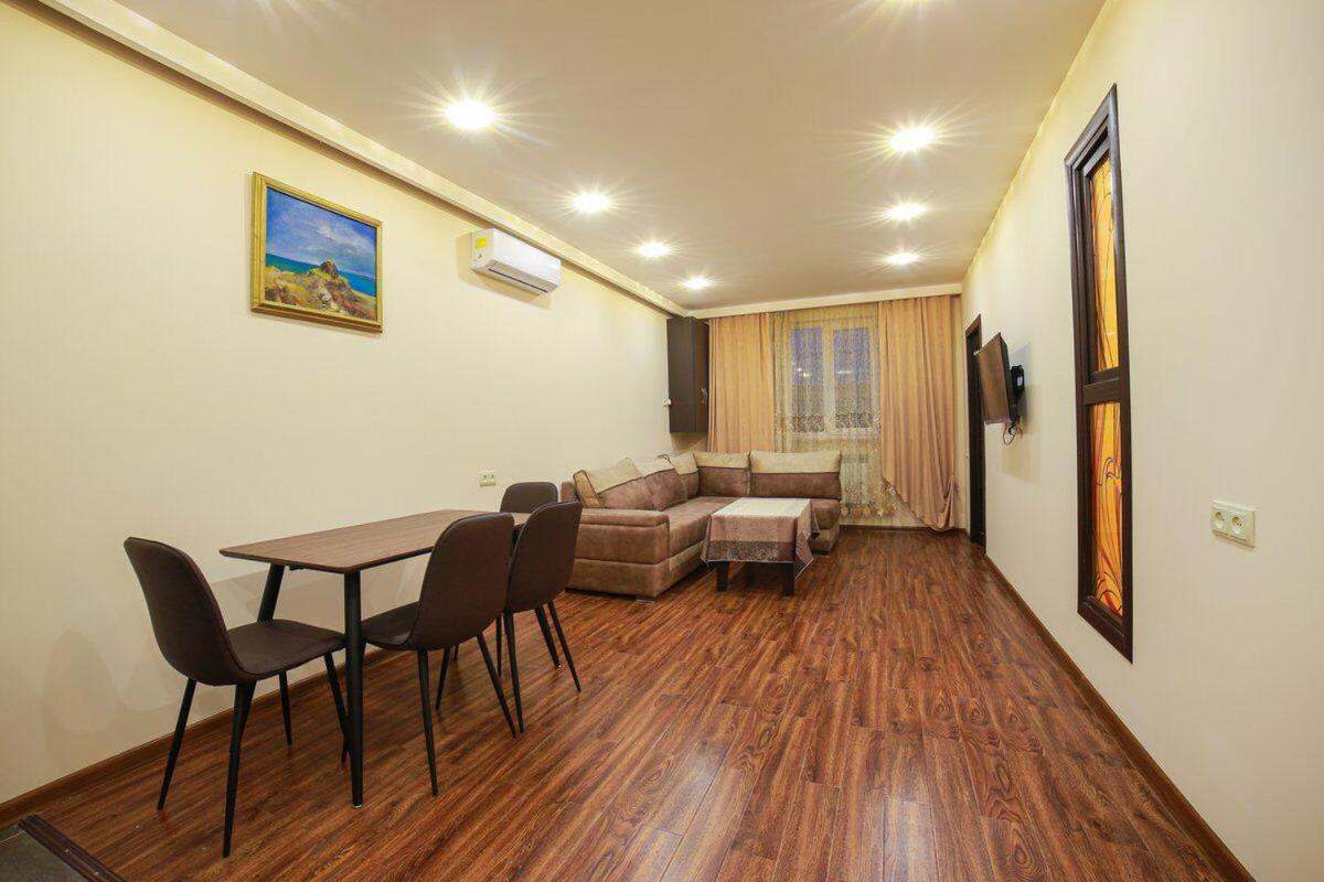 Best Apartments エレバン エクステリア 写真